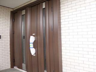 Entrance. I feel a sense of luxury that we established the entrance door of the woodgrain * ( ・ v ・ ) ***