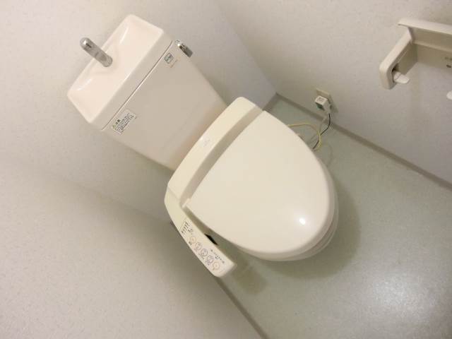 Toilet. ☆ Warm water washing heating toilet seat