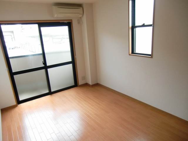 Other room space. Air-conditioned