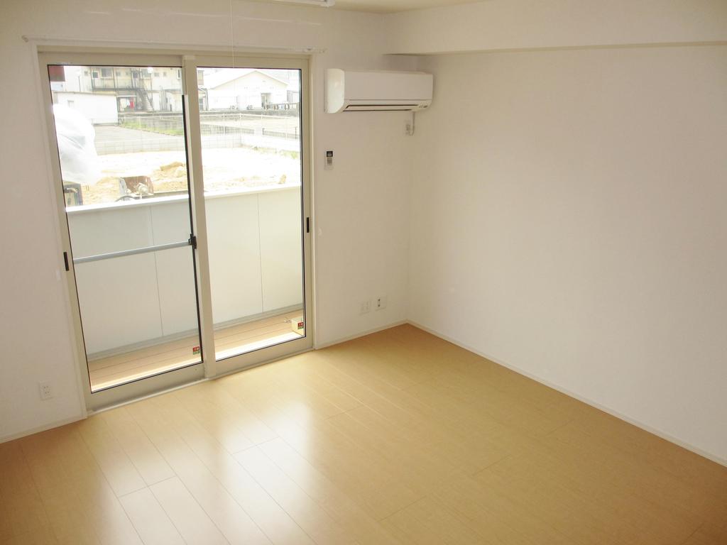 Living and room. ☆ ☆ It has become the same type of image photo ☆ ☆