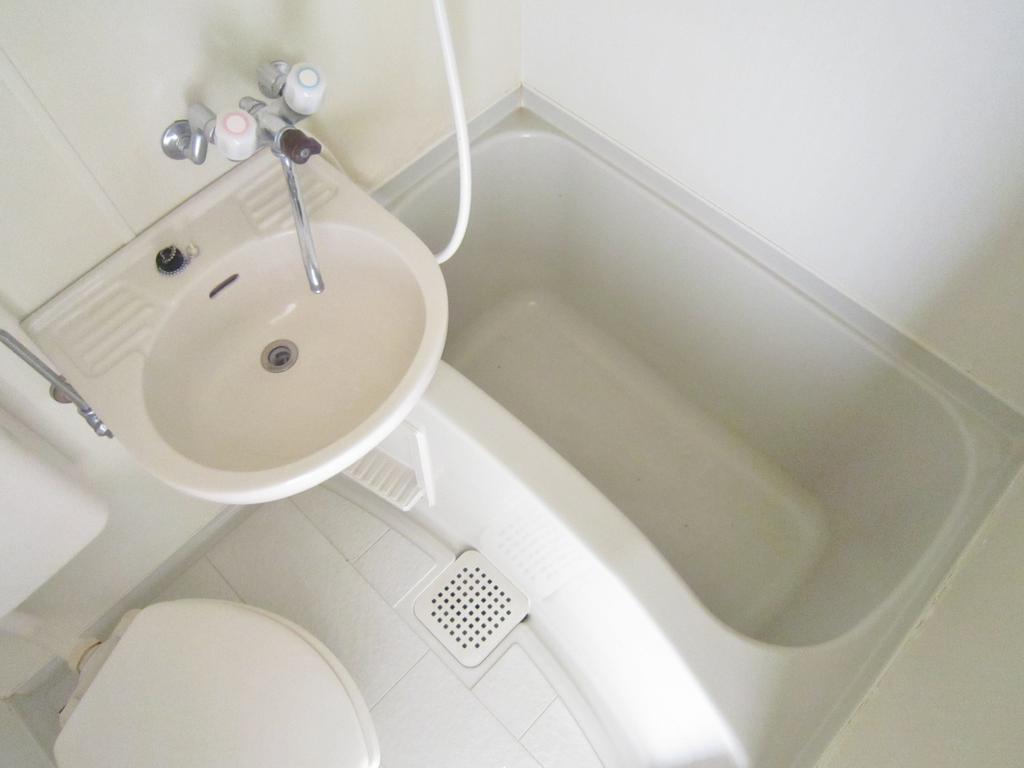Bath. (O⌒∇⌒o) (o⌒∇⌒o)