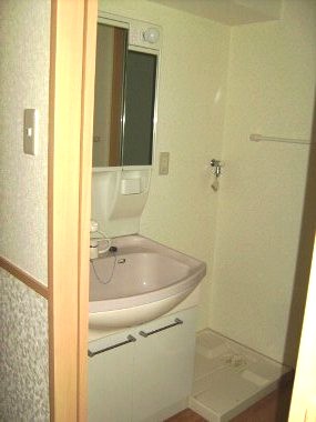 Washroom. Independent wash basin ☆