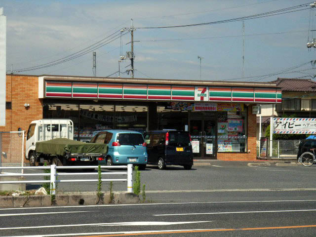 Convenience store. Seven-Eleven Kurashiki Tsurajima crane Nitta store up (convenience store) 323m