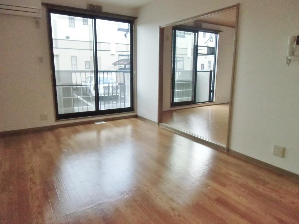 Living and room