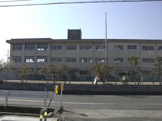 View photos from the local. View from local (April 2013) Shooting