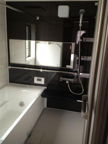 Bathroom. Indoor (2013) Shooting