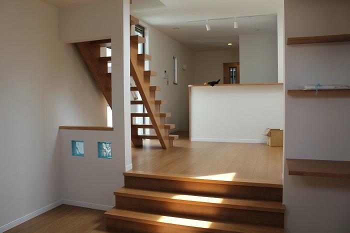 Living. Our construction cases