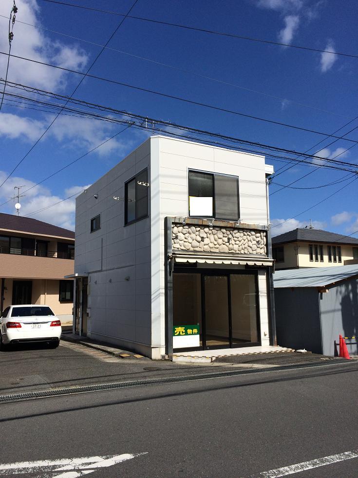 Local appearance photo. Local (10 May 2013) Shooting