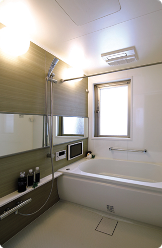 Bathing-wash room.  [Bathroom] In addition to comfortable living, Select high-quality equipment. Hot water adopts energy-saving and eco-friendly thermos tub of only down 2 ℃ even after 6 hours. It has achieved a high insulation power by adopting the high performance of thermal insulation material.