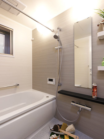 Bathing-wash room.  [Bathroom] Everyone can relax, Bus was stuck to the ease-of-use rooms are also stuck to the safety of course functionality.