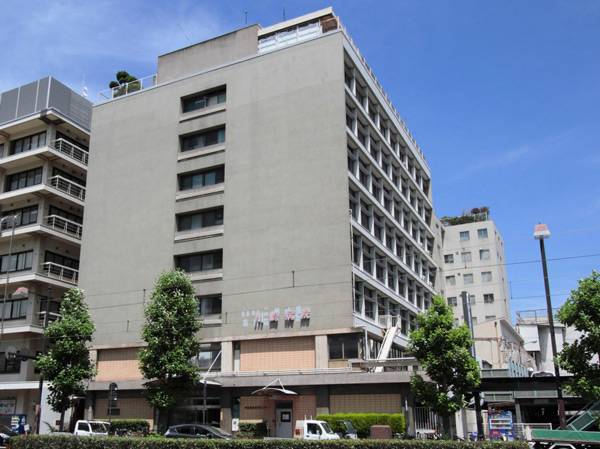 Surrounding environment. Kawasaki hospital (about 480m / 6-minute walk)