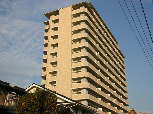 Features of the building.  [appearance] (October 2012 shooting)