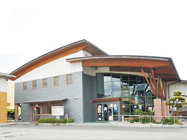 Surrounding environment. Kyoyama public hall Ishima Library (walk 11 minutes / About 850m)