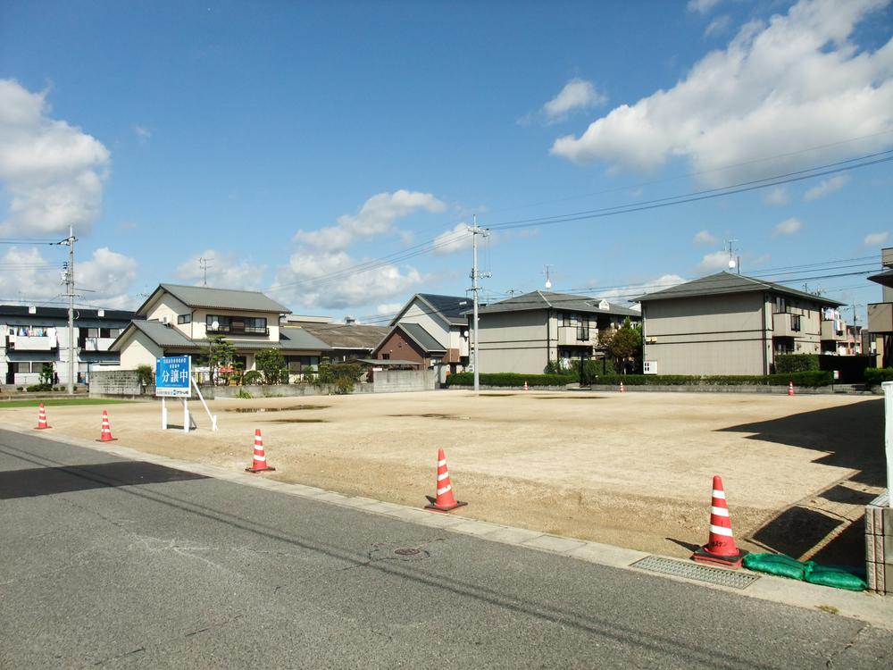 Local land photo. Local (10 May 2013) shooting from southwest