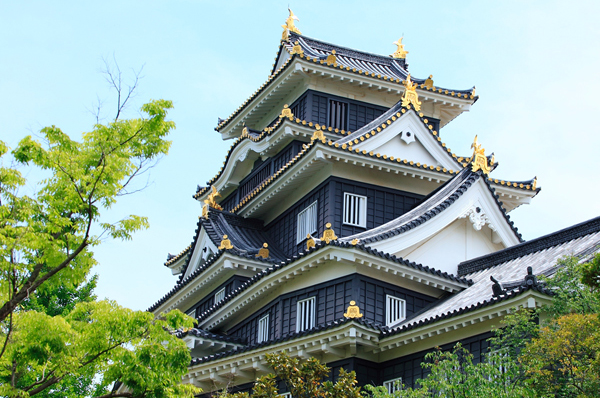 Okayama Castle (about 560m) walk 7 minutes
