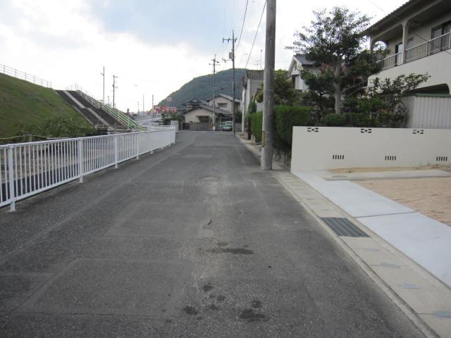 Local photos, including front road