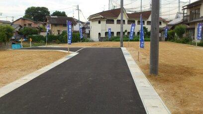 Local photos, including front road. Whole is a picture.