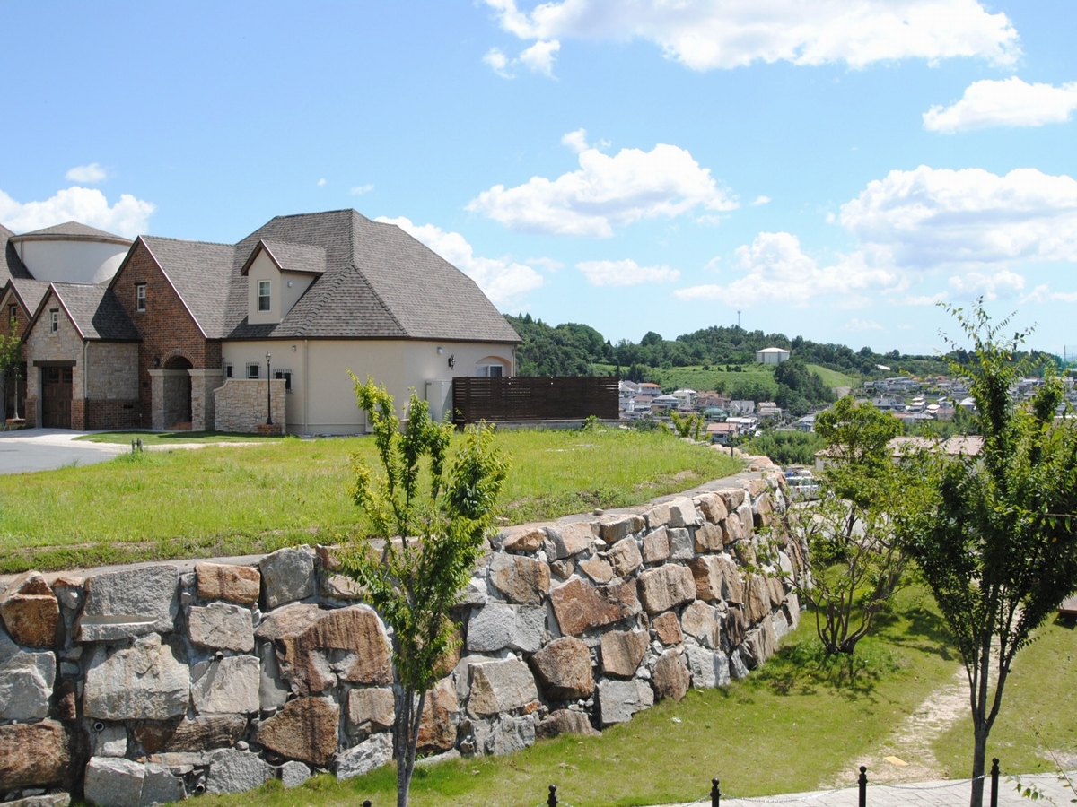 Local land photo. Planting a road plan and sense of unity that was aware of the scenic beauty of the whole city, "San Jose of the hill" commitment of residence / local