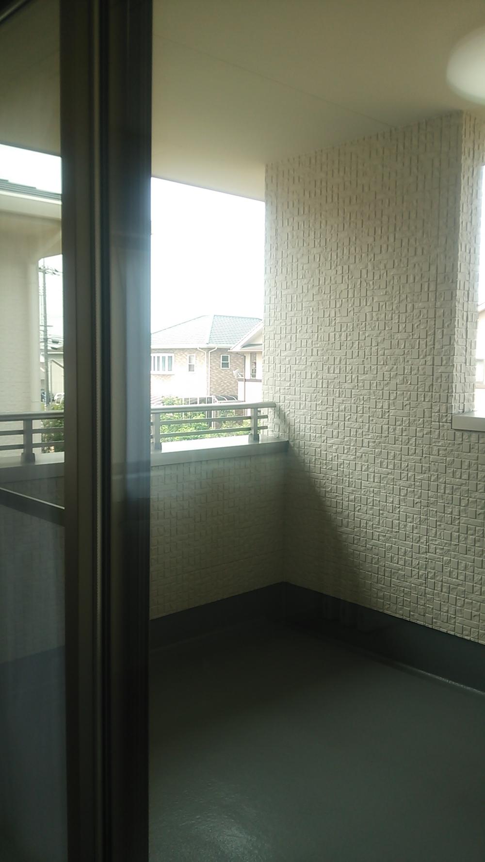 Balcony. Covered balcony (is wide)