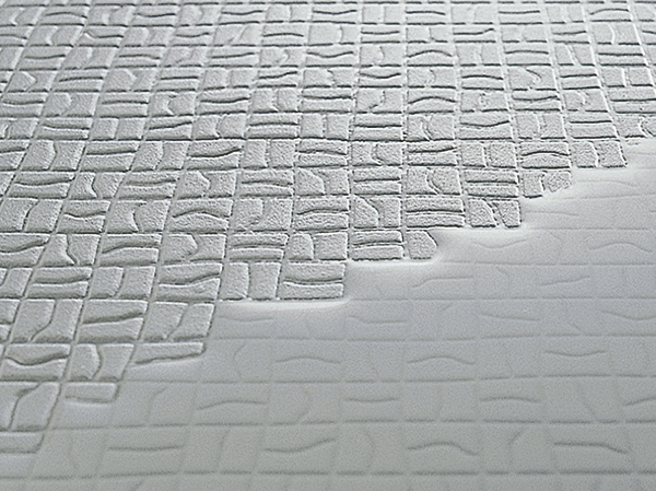 Bathing-wash room.  [Karari floor] A fine groove formed in the floor one side, Because to promote drainage and attract water droplets, Difficult dirt, Easy to clean. In addition, since slip, Also up safety.