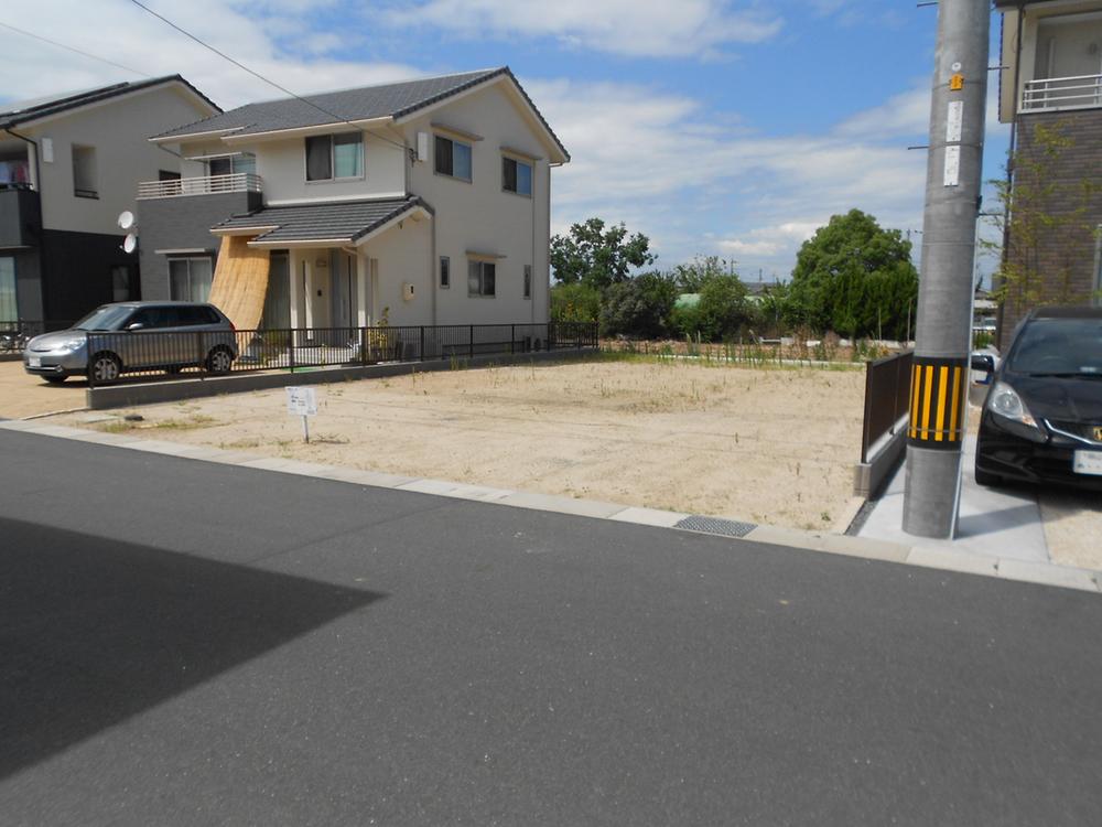 Local land photo. 60 square meters or more!