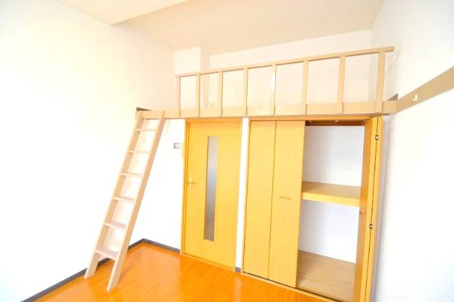 Other room space