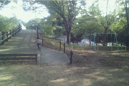 park. 1045m to Higashiyamakoen (park)