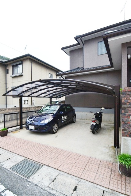 Parking lot. Car ports observe the important car!