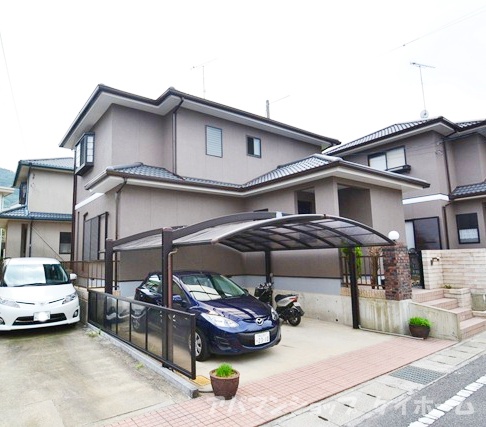 Building appearance. This is useful if there hypermarket in Haraoshima Metropolitan Takaya!