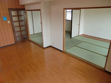 Living and room