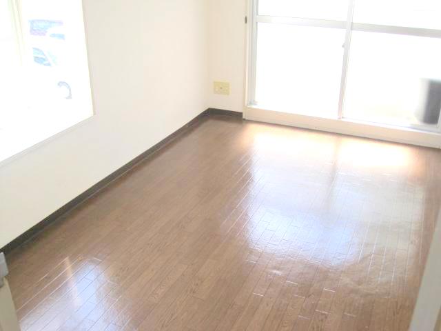 Other room space