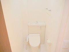 Toilet. Because of under construction, Is an image ☆ 彡