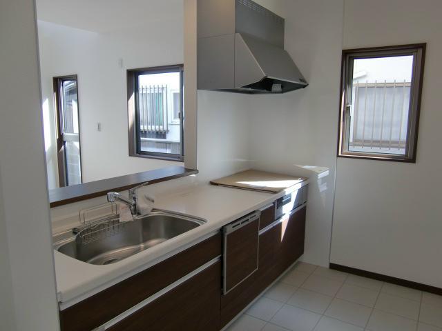 Kitchen. Spacious available kitchen.