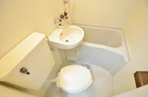 Bath.  ☆ bus ・ toilet ☆