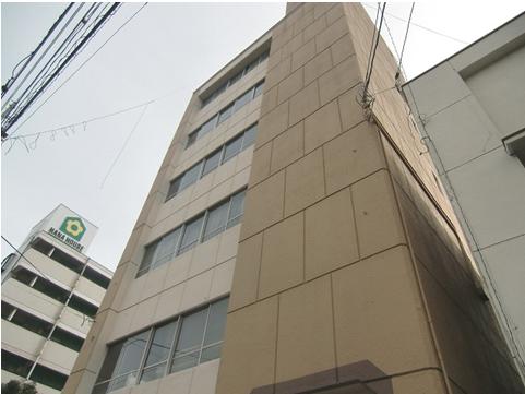 Building appearance. Appearance and beefier