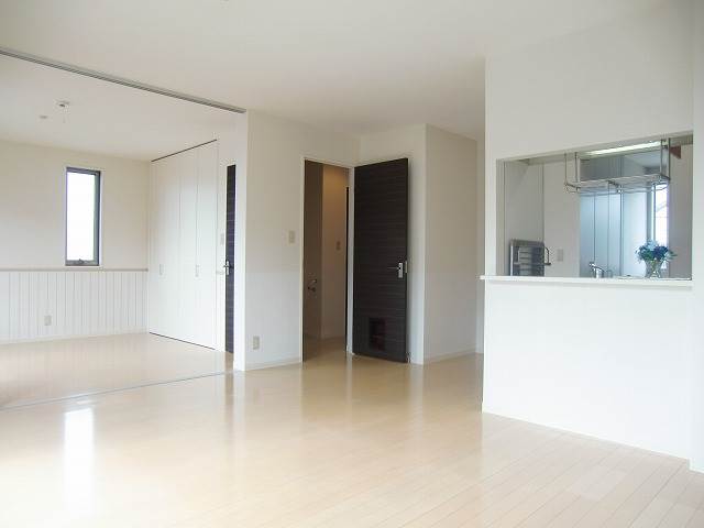 Living and room