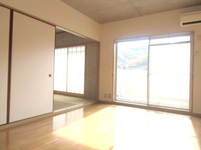 Living and room