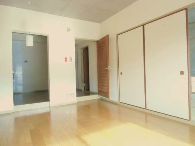 Living and room