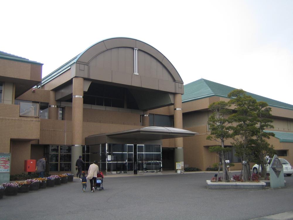 Other Environmental Photo. South contact center 800m to