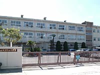 Junior high school. 650m to Okayama Toyama Junior High School (Junior High School)