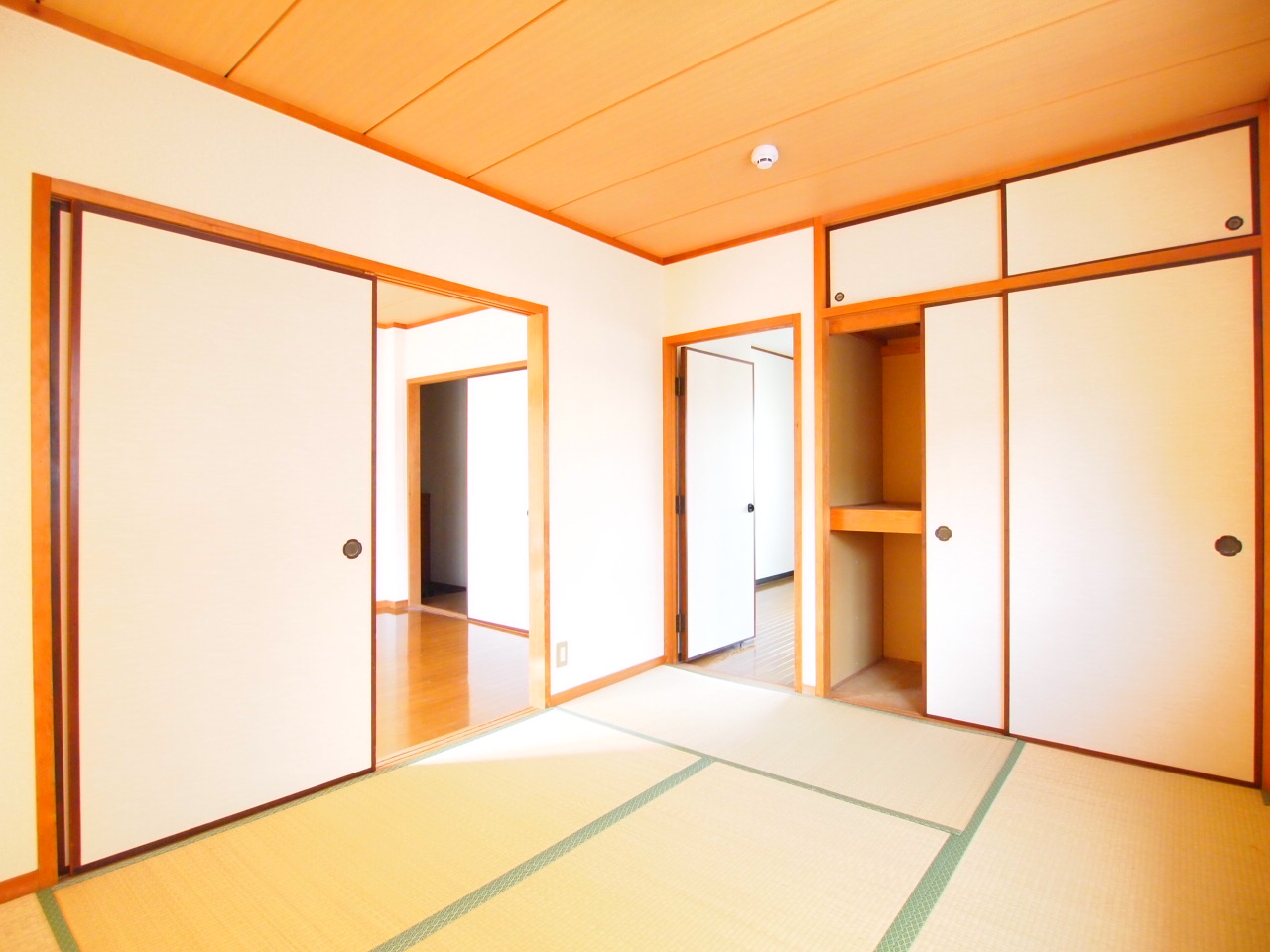Living and room