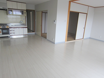 Living and room
