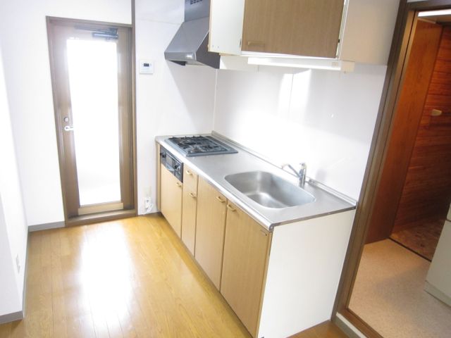 Living and room. Kitchen