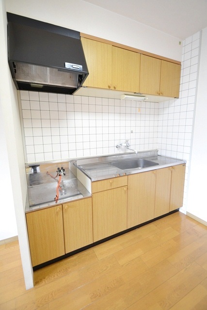 Kitchen. You have any longing to Iron Chef!