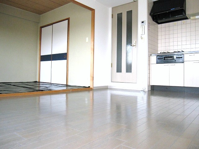Living and room