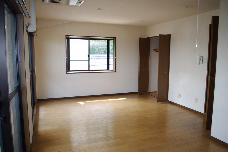 Living and room