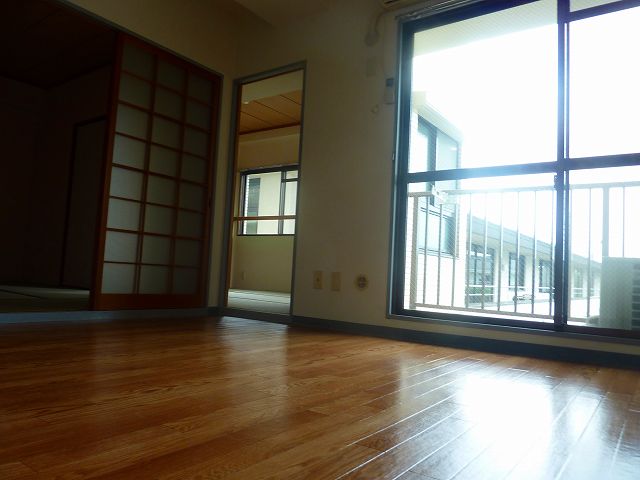 Living and room
