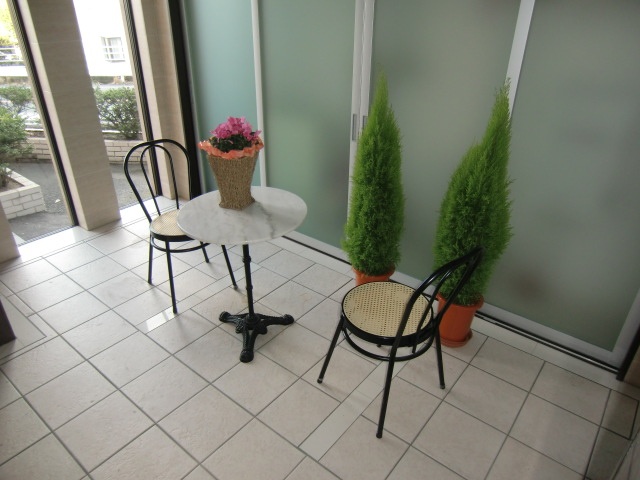 lobby