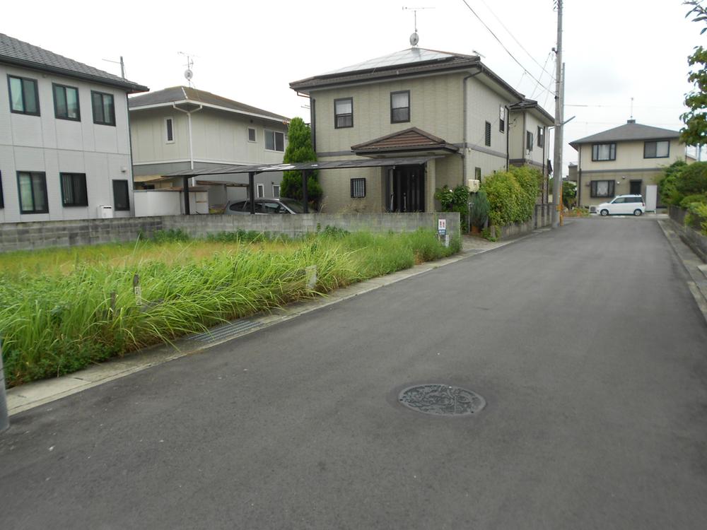 Local land photo. A well-equipped living facilities, It is conveniently located!