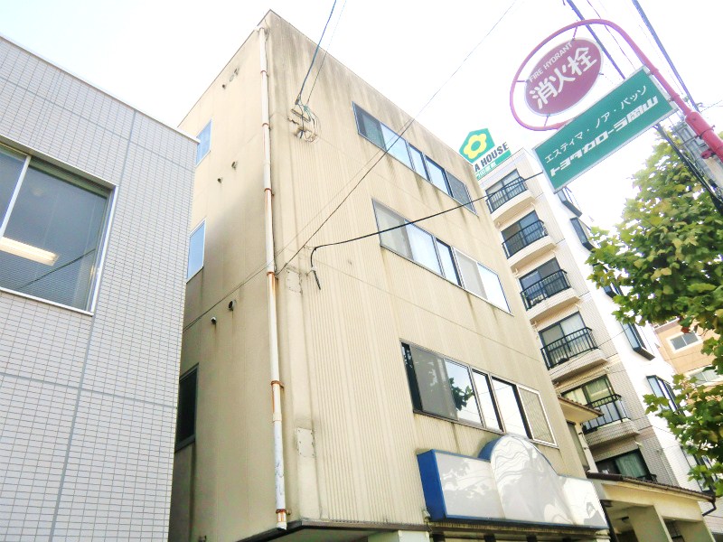 Building appearance. appearance